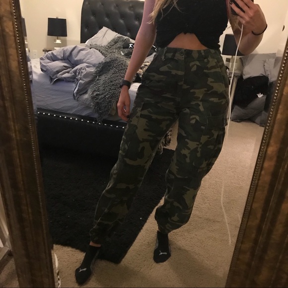 Fashion Nova Pants - Fashion nova camo oversized pants